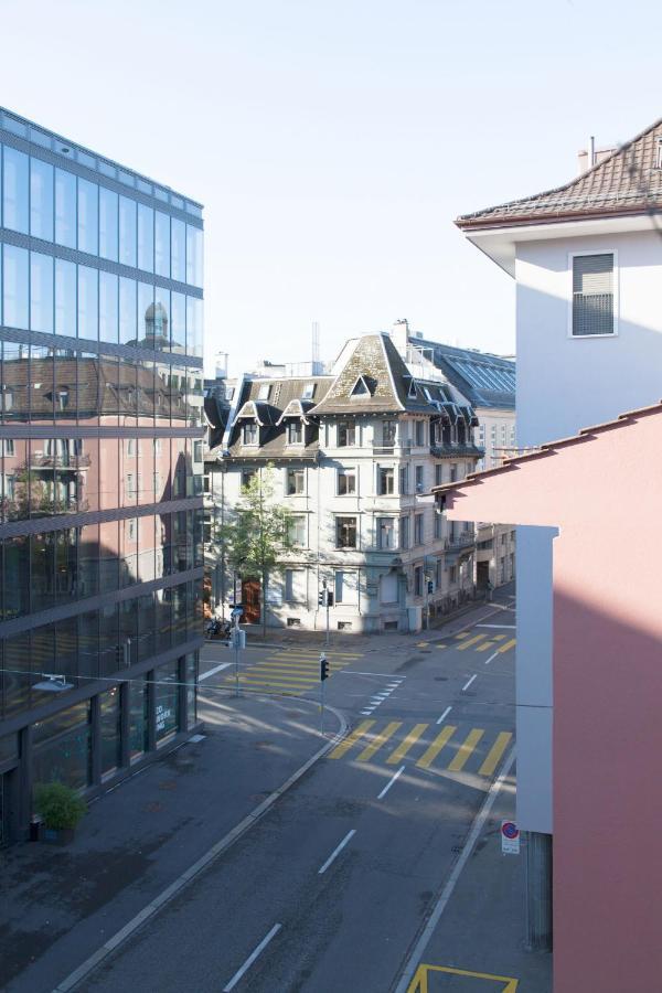 Hitrental Seefeld - Kreuzstrasse Apartments زيورخ المظهر الخارجي الصورة
