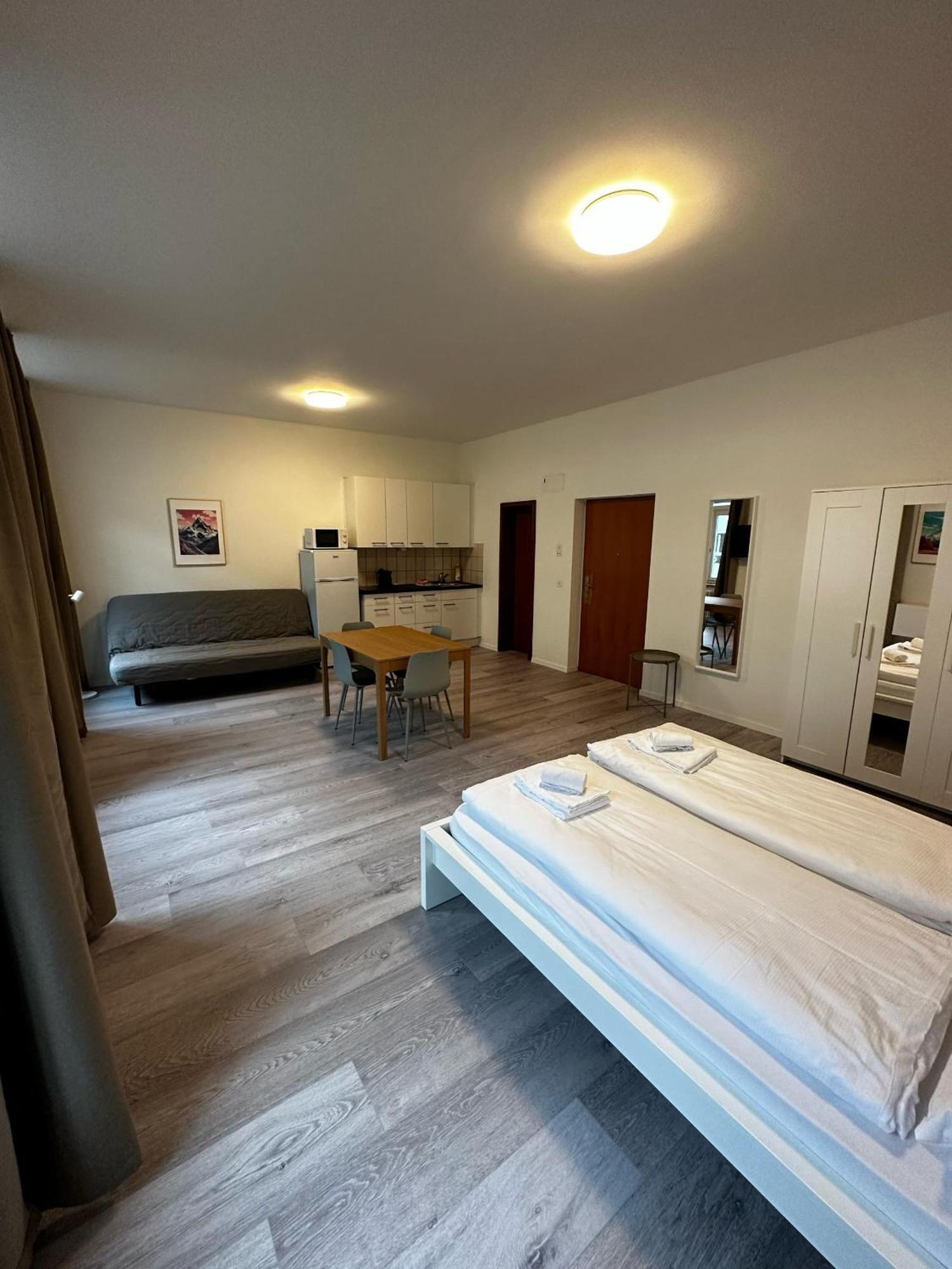 Hitrental Seefeld - Kreuzstrasse Apartments زيورخ المظهر الخارجي الصورة