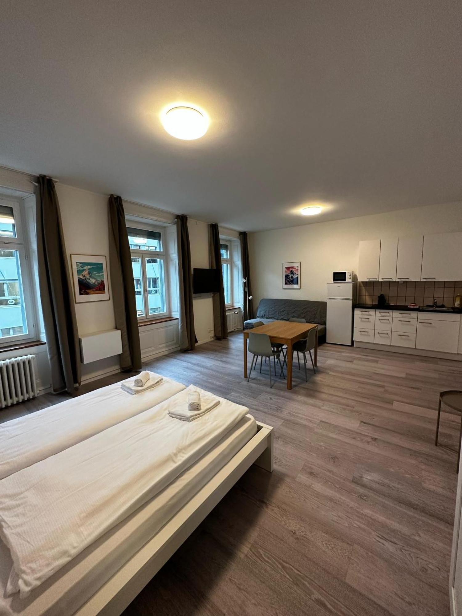 Hitrental Seefeld - Kreuzstrasse Apartments زيورخ المظهر الخارجي الصورة