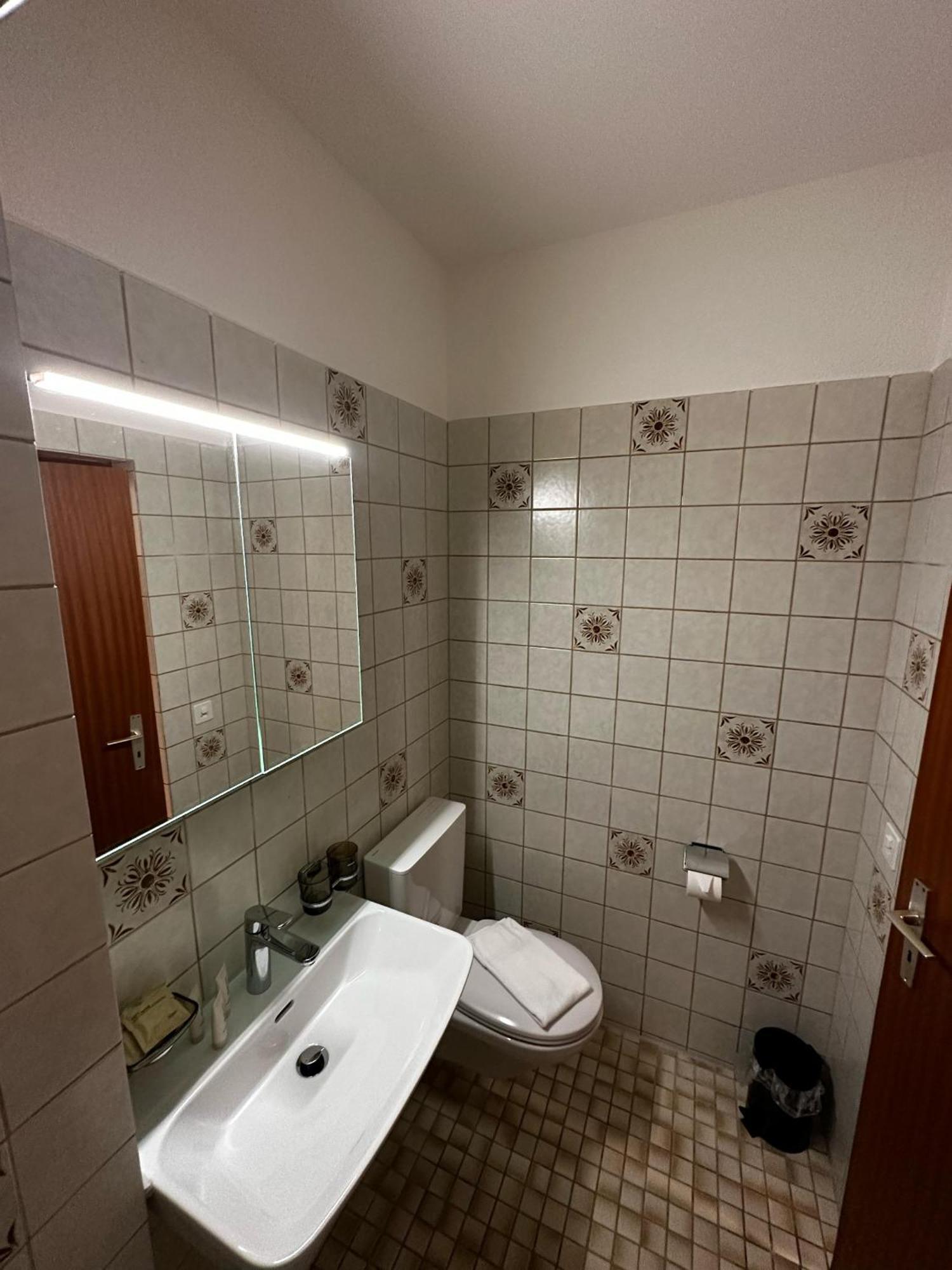 Hitrental Seefeld - Kreuzstrasse Apartments زيورخ المظهر الخارجي الصورة