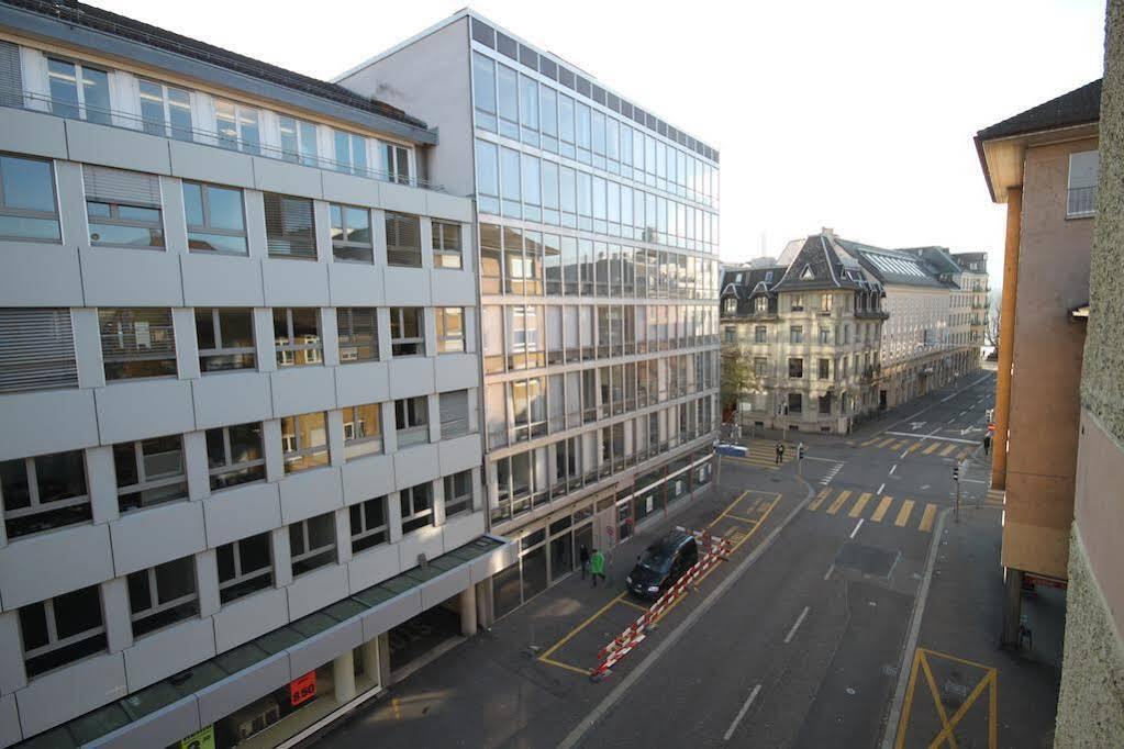 Hitrental Seefeld - Kreuzstrasse Apartments زيورخ المظهر الخارجي الصورة